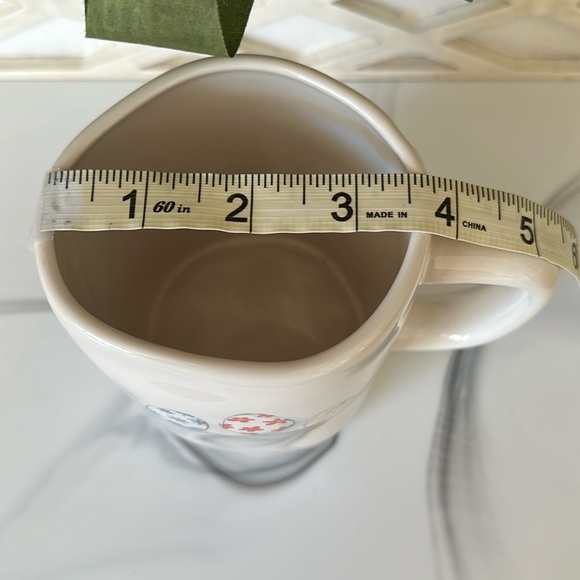 🌷Rae Dunn Easter Mug - Picture 2 of 3